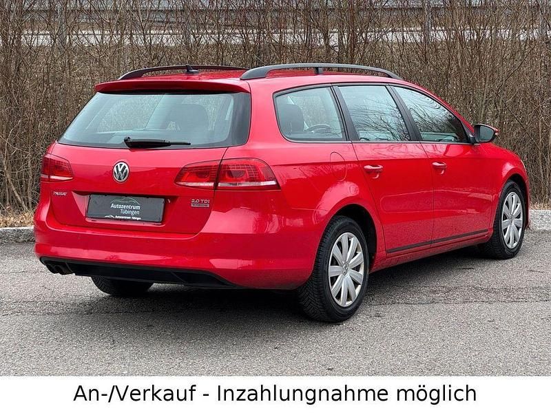 Gebraucht VW Passat 140 PS (102 kW) 2014 Rot Kombi