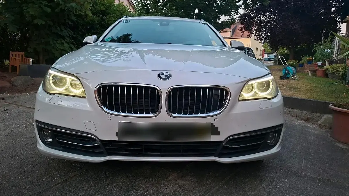 Gebraucht BMW 528 Luxury Line 245 PS (180 kW) 2014 Weiß Kombi