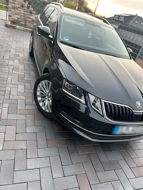 Gebraucht Skoda Octavia 150 PS (110 kW) 2019 Schwarz Kombi