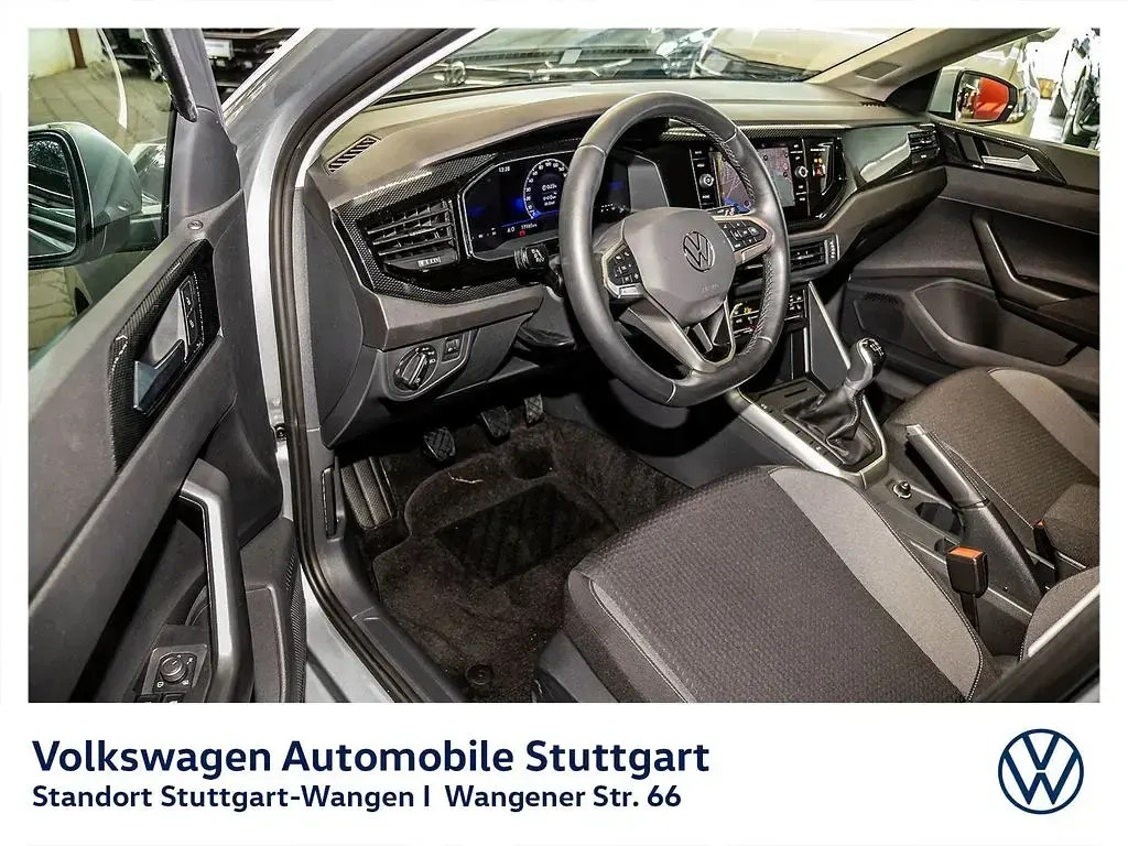 Second-hand VW Polo Life 95 CP (69 kW) 2024 Argintiu Hatchback
