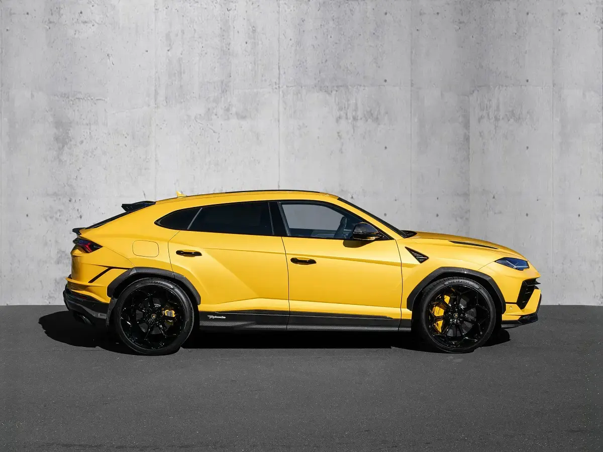 Second-hand Lamborghini Urus 666 CP (489 kW) 2026 Galben SUV