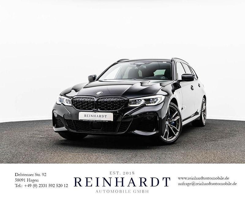 Black sapphire metallic Gebraucht 2022 BMW M340 M Sport Limousine | 46.785 € (Superpreis) - Bild 1/3