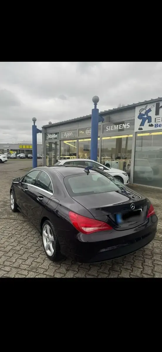 Gebraucht Mercedes CLA180 Urban 122 PS (89 kW) 2014 Violet Coupé
