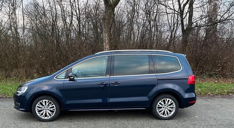 Gebraucht VW Sharan Style 140 PS (102 kW) 2011 Blau Van / Kleinbus