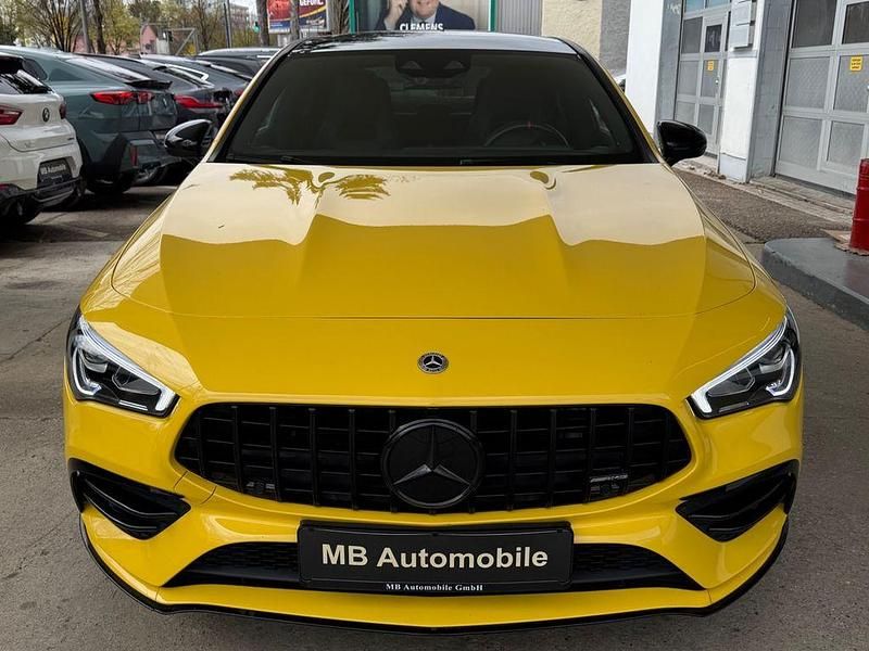 Gebraucht Mercedes CLA250 AMG line 224 PS (164 kW) 2019 Gelb Coupé