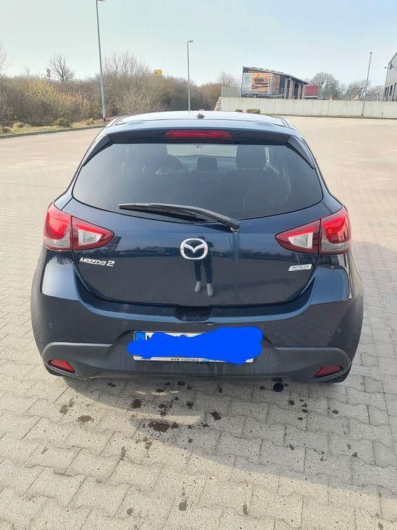 Gebraucht Mazda 2 Center-Line 105 PS (77 kW) 2015 Blau Limousine