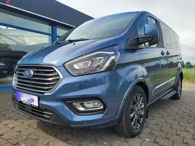 Gebraucht Ford Tourneo Custom Titanium X 185 PS (136 kW) 2022 Andere Van