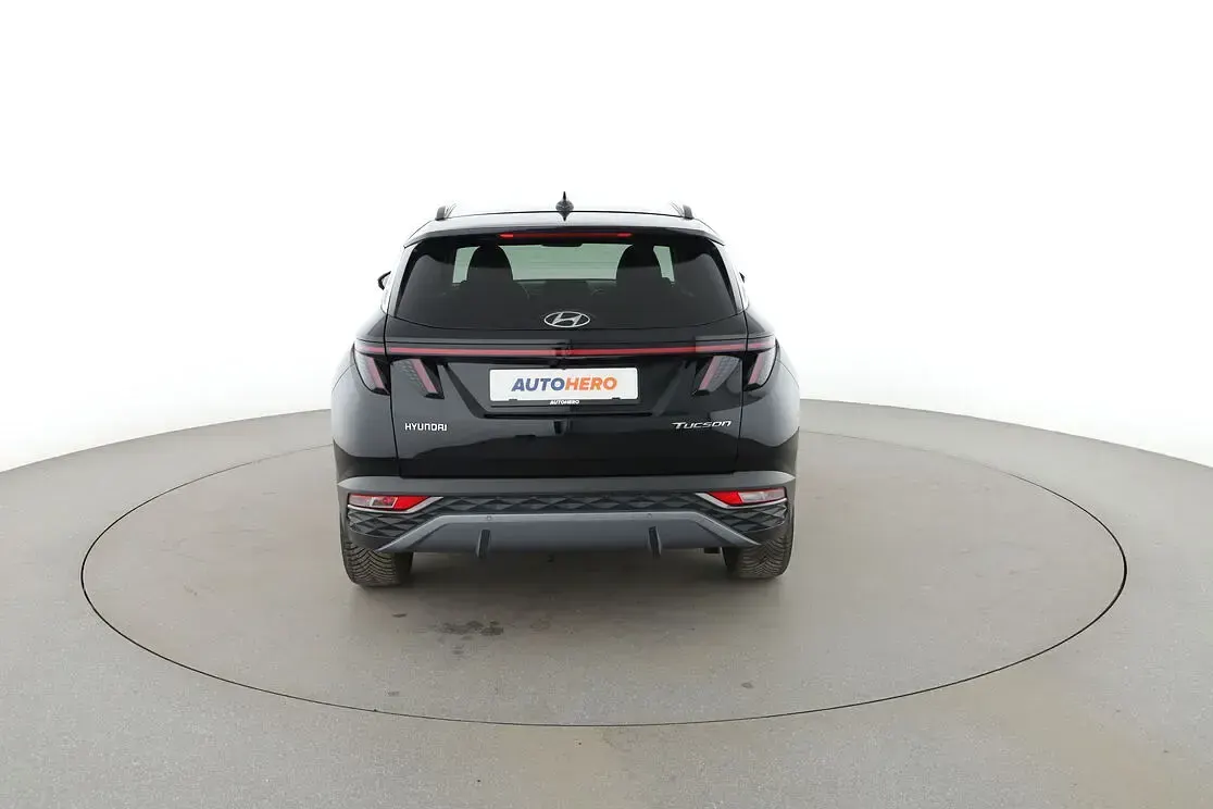 Gebraucht Hyundai Tucson Trend 180 PS (132 kW) 2021 Schwarz SUV