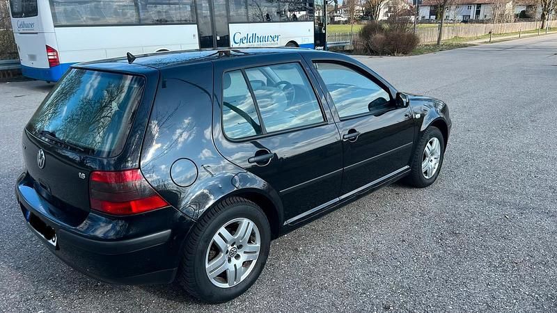 Gebraucht VW Golf IV 105 PS (77 kW) 2002 Schwarz Limousine
