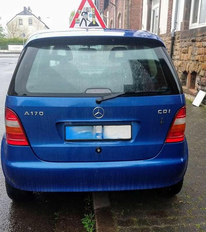 Gebraucht Mercedes A170 90 PS (66 kW) 2000 Blau Limousine