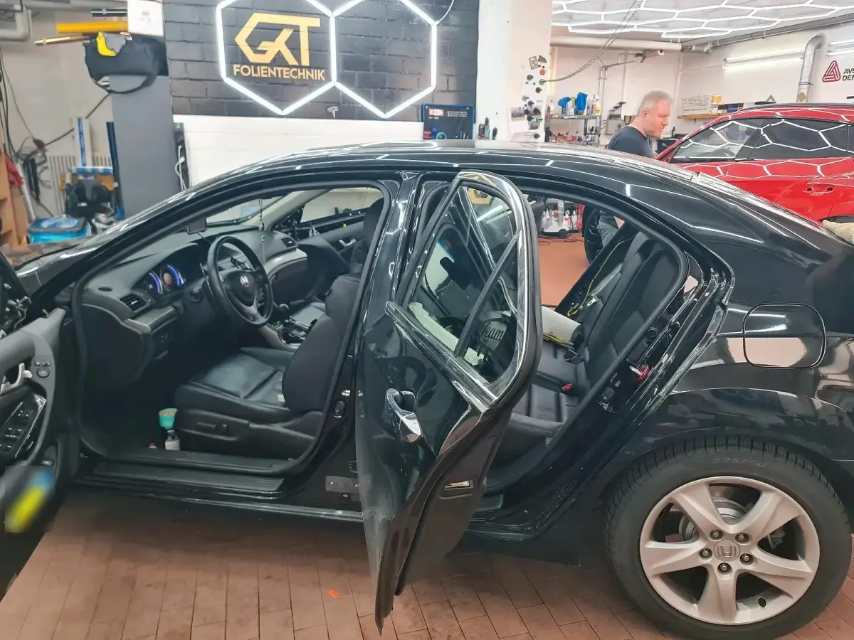 Gebraucht Honda Accord 201 PS (147 kW) 2010 Schwarz Limousine