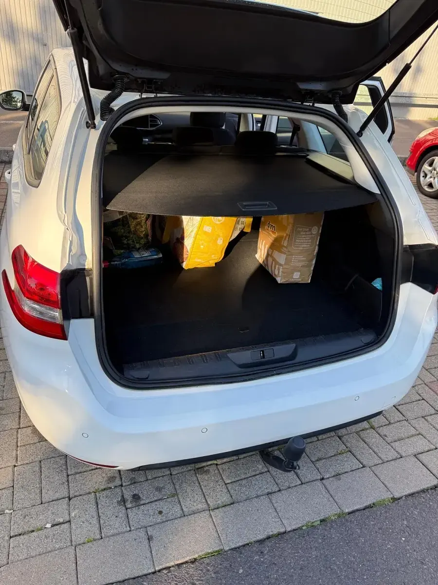 Gebraucht Peugeot 308 120 PS (88 kW) 2017 Weiß Kombi