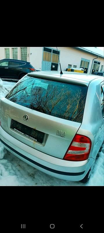 Gebraucht Skoda Fabia 75 PS (55 kW) 2005 Silber Limousine