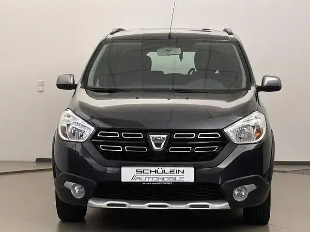 Gebraucht Dacia Lodgy 116 PS (85 kW) 2019 Grau Van / Kleinbus