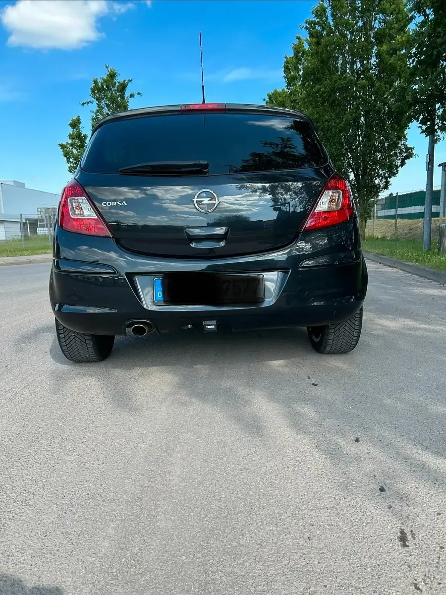 Gebraucht Opel Corsa 87 PS (63 kW) 2013 Schwarz Kleinwagen