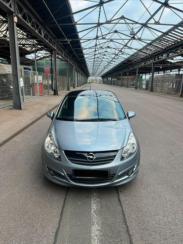 Gebraucht Opel Corsa OPC 80 PS (58 kW) 2010 Silber Kleinwagen