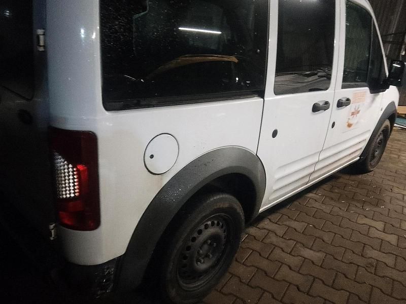 Gebraucht Ford Tourneo 90 PS (66 kW) 2010 Weiß Van / Kleinbus