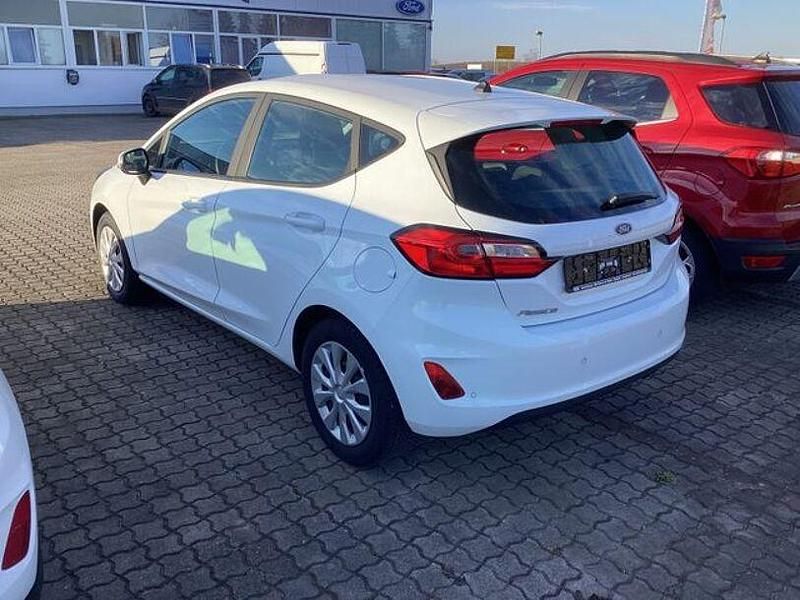 Gebraucht Ford Fiesta Cool & Connect 75 PS (55 kW) 2023 Weiß Kleinwagen