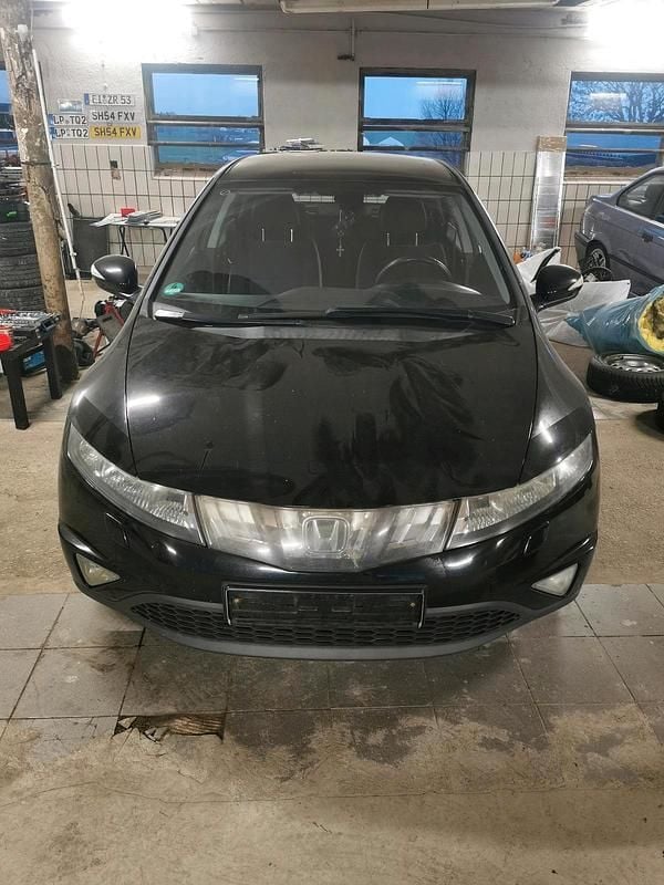 Schwarz Gebraucht 2007 Honda Civic Limousine | 2.700 € (Guter Preis) - Bild 1/4