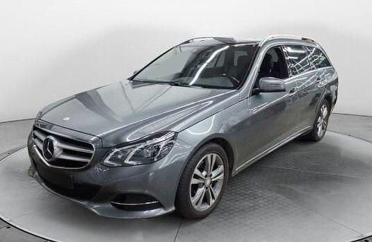 Gebraucht Mercedes E250 204 PS (150 kW) 2016 Grau Limousine