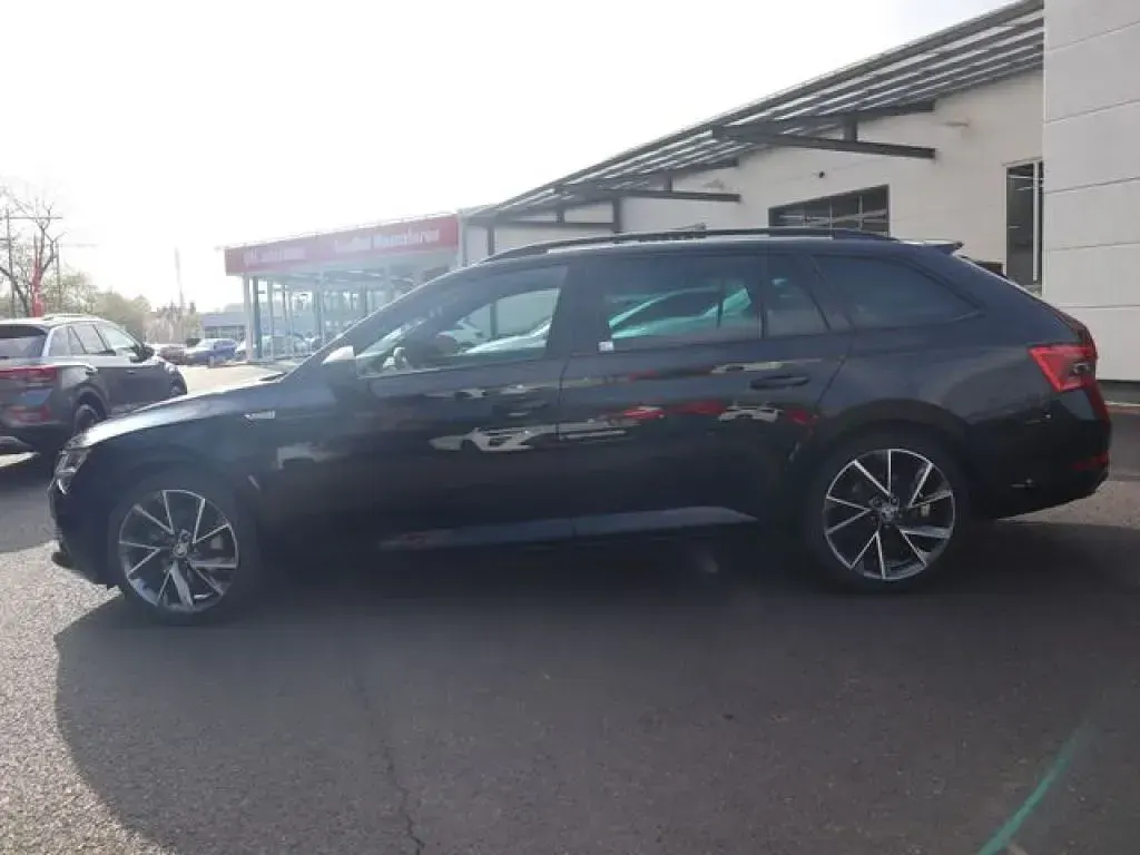 Gebraucht Skoda Superb 218 PS (160 kW) 2021 Blackmagic perleffekt (metallic) Kombi
