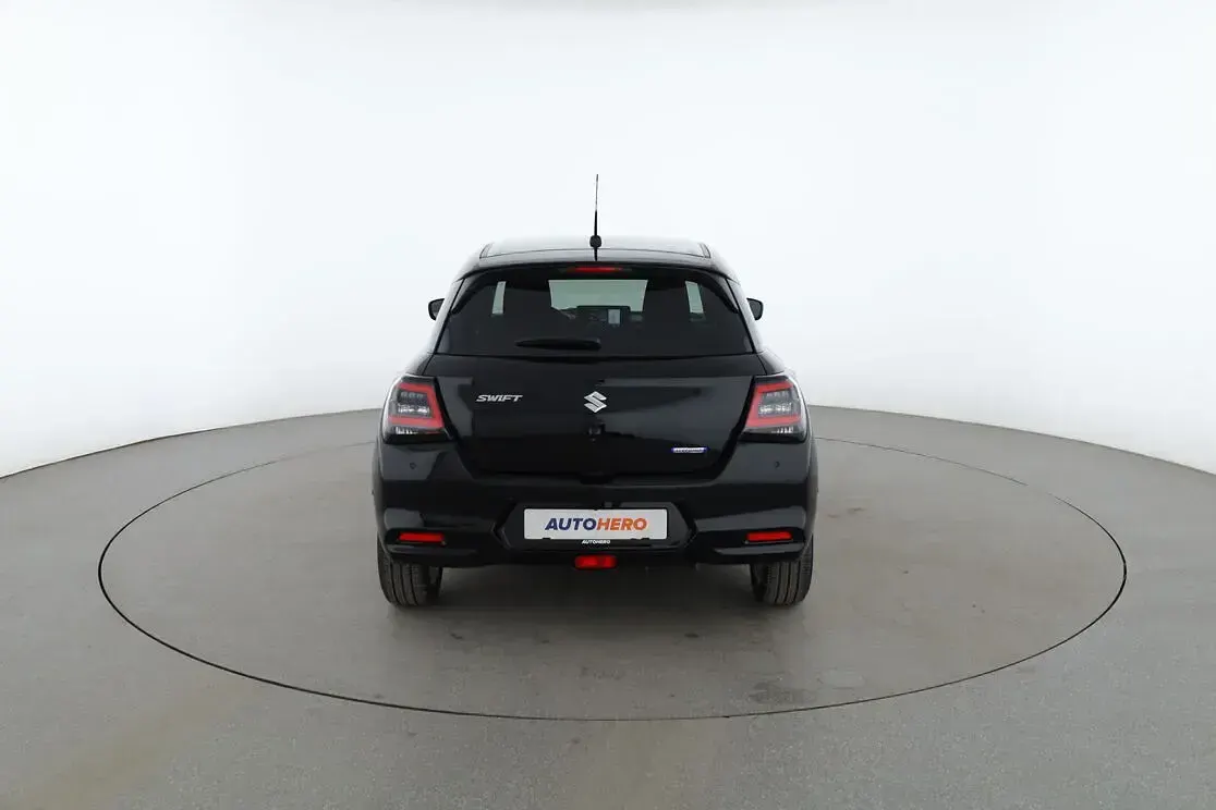 Gebraucht Suzuki Swift Comfort+ 2025 Schwarz Kleinwagen