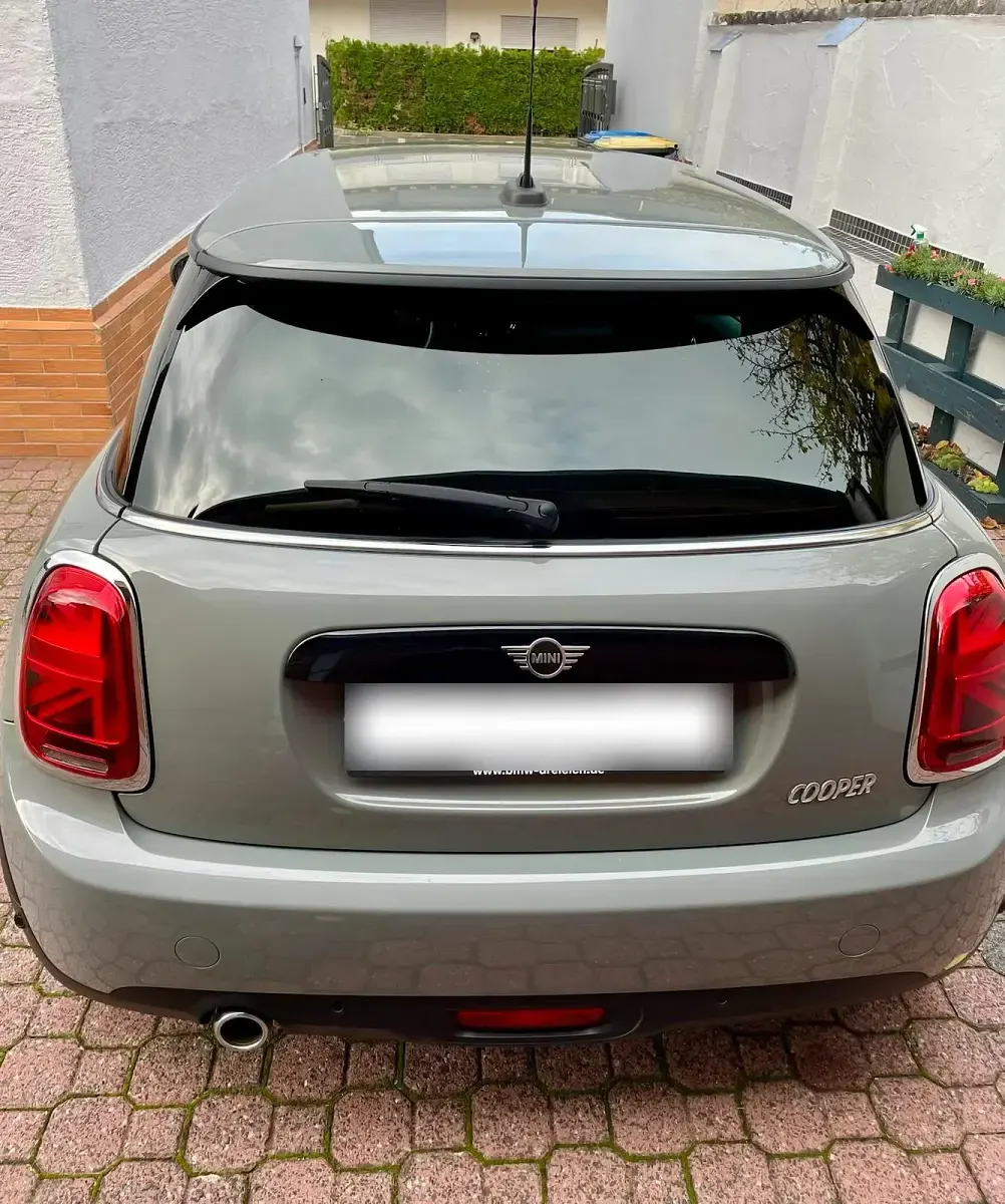 Gebraucht Mini Cooper 136 PS (100 kW) 2019 Grau Kleinwagen