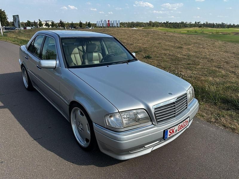 Silber Gebraucht 1996 Mercedes C280 AMG Limousine | 9.499 € (Fairer Preis) - Bild 1/4