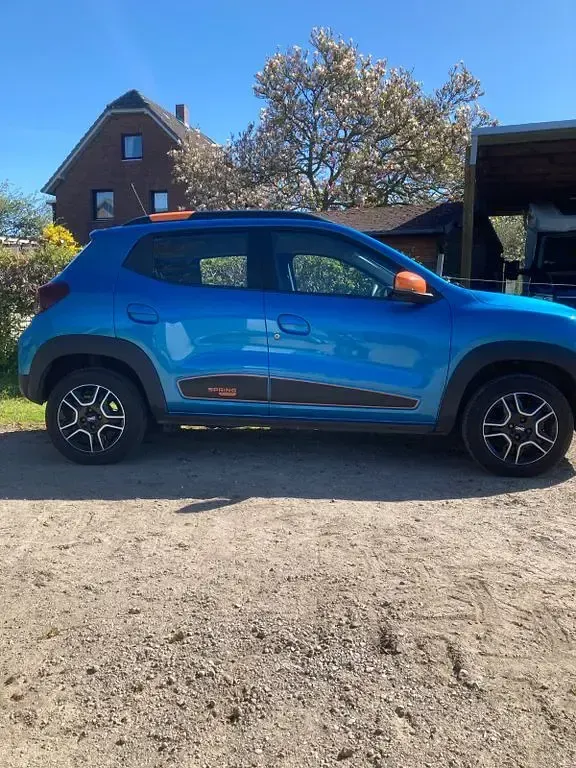 Gebraucht Dacia Spring Essentiel 33 kW (45 PS) 2023 Blau Kleinwagen