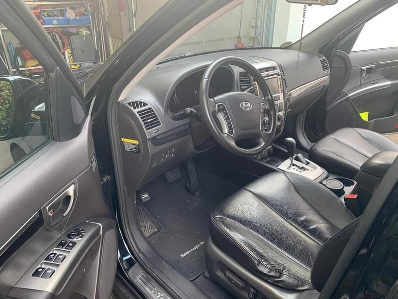 Gebraucht Hyundai Santa Fe Comfort 197 PS (144 kW) 2011 Schwarz SUV