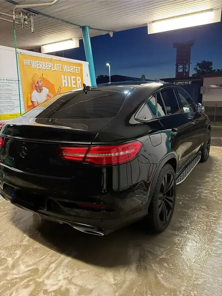 Gebraucht Mercedes GLE400 AMG line 333 PS (244 kW) 2016 SUV