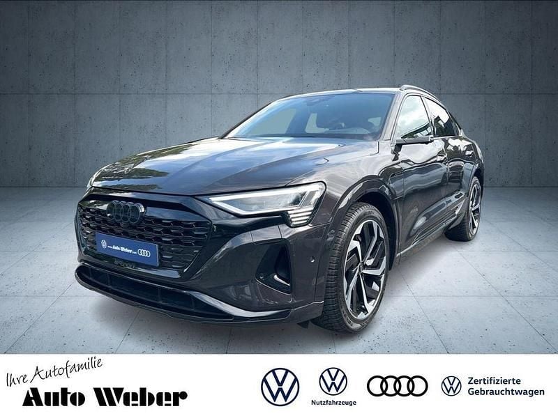 Braun Gebraucht 2023 Audi Q8 e-tron Ambiente SUV | 52.880 € (Superpreis) - Bild 1/4