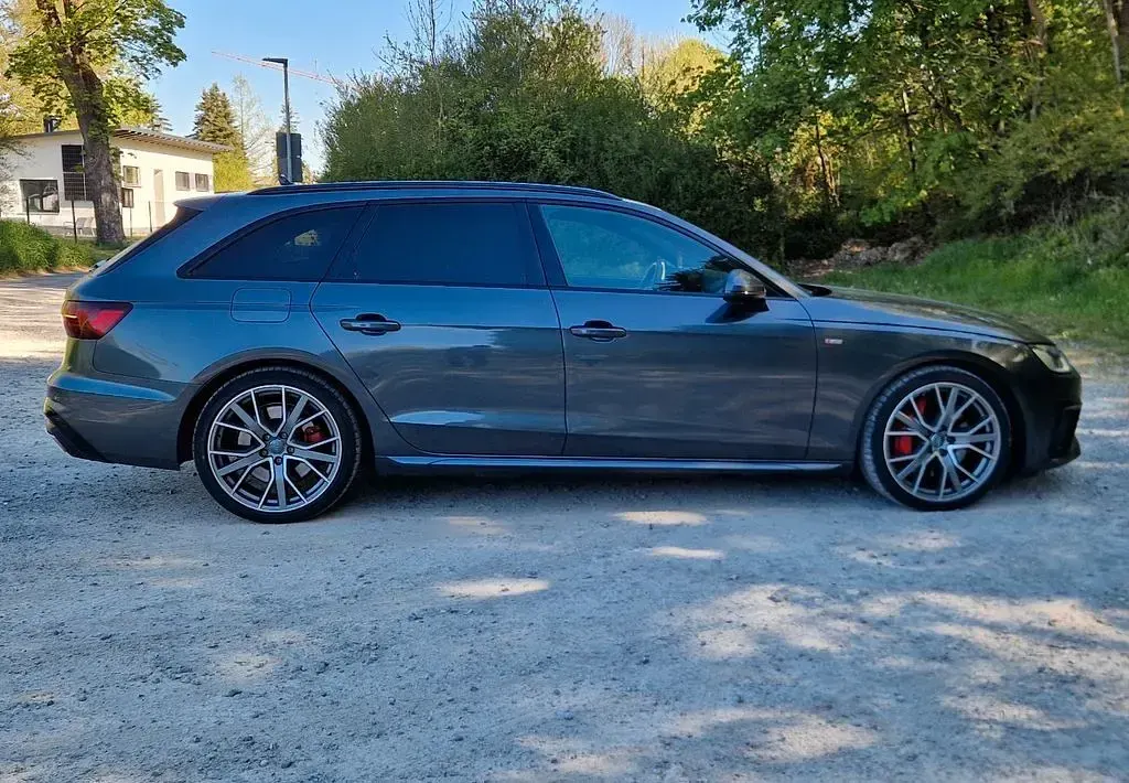Gebraucht Audi A4 S-Line 286 PS (210 kW) 2021 Grau Kombi