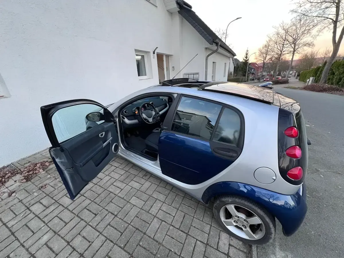 Usata Smart ForFour 95 CV (69 kW) 2006 Blu Utilitaria