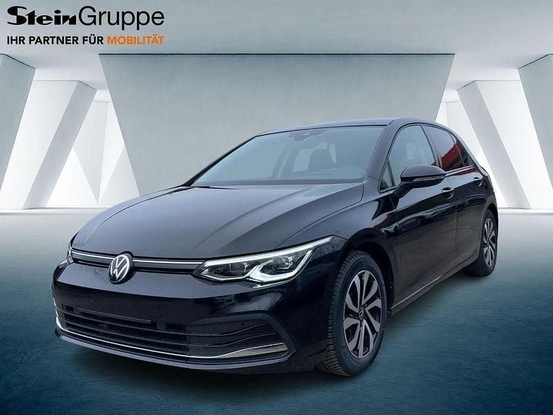 Gebraucht VW Golf VIII Active 150 PS (110 kW) 2023 Schwarz Limousine