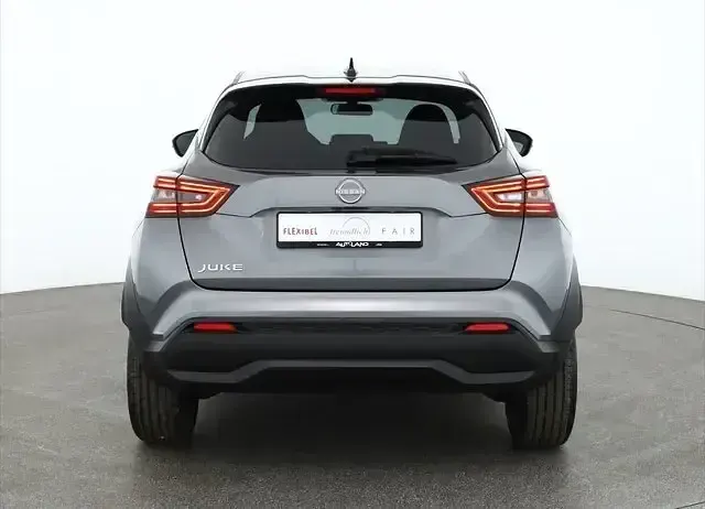 Neu Nissan Juke N-Connecta 114 PS (83 kW) 2026 Grau SUV