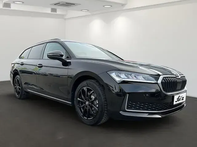 Gebraucht Skoda Superb Selection 193 PS (141 kW) 2025 Schwarz Kombi