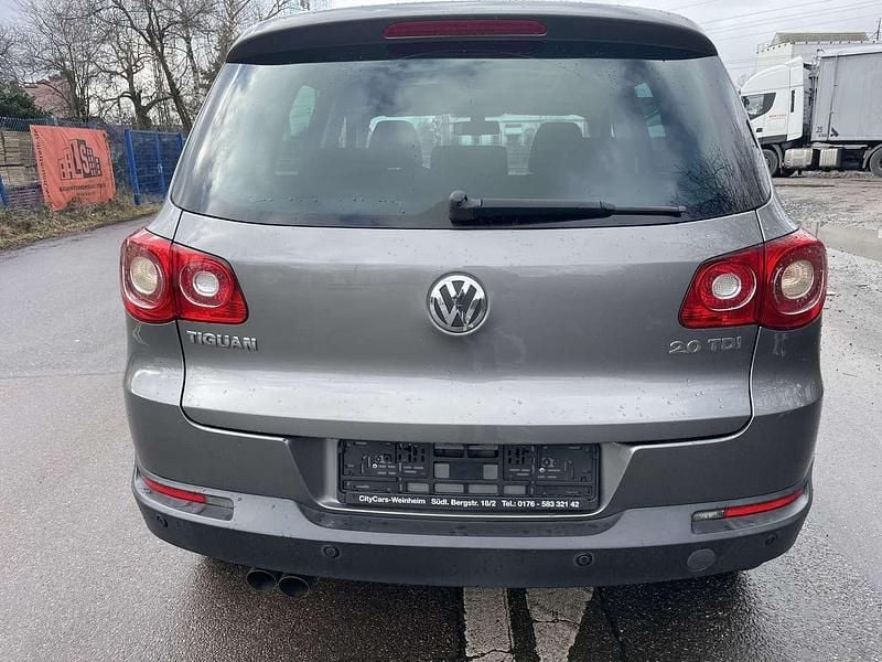Gebraucht VW Tiguan Sport 140 PS (102 kW) 2008 Grau SUV