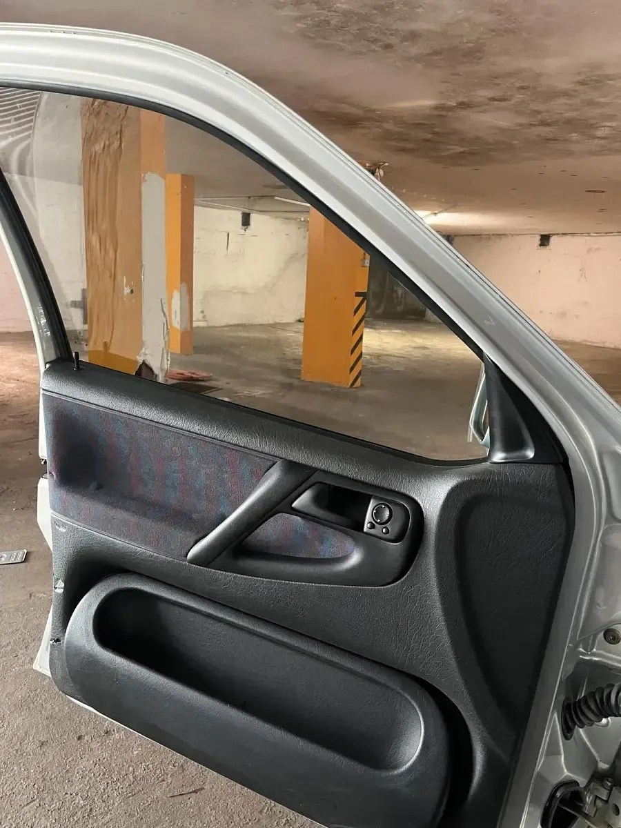 Gebraucht VW Polo 101 PS (74 kW) 1999 Silber Limousine