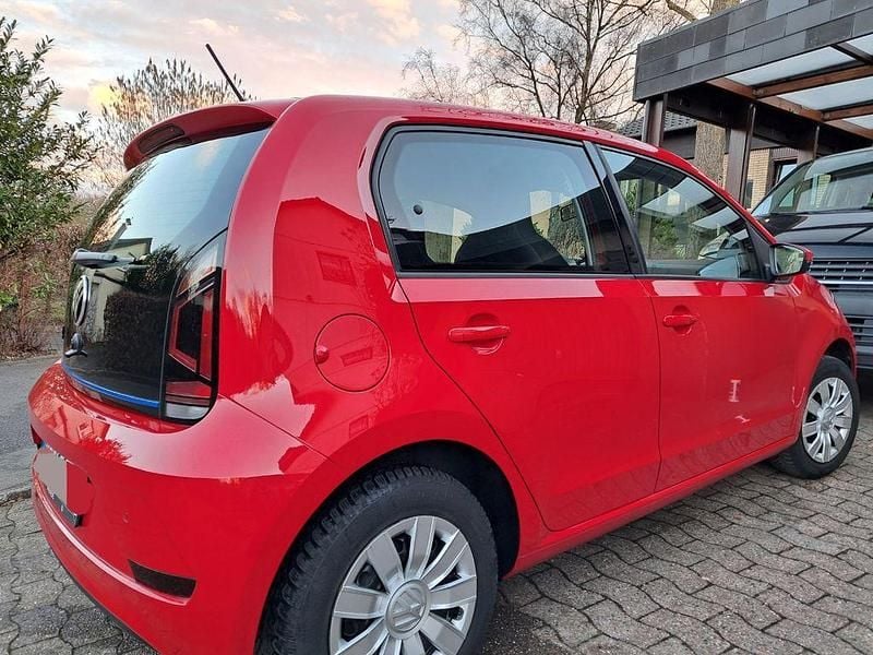 Gebraucht VW e-up! Style 61 kW (83 PS) 2021 Rot Kleinwagen
