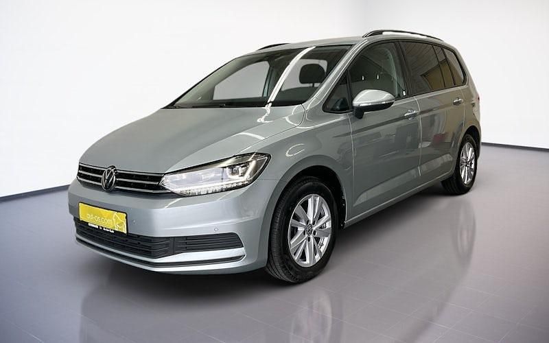 Gebraucht VW Touran Comfortline 150 PS (110 kW) 2024 Silber Van / Kleinbus