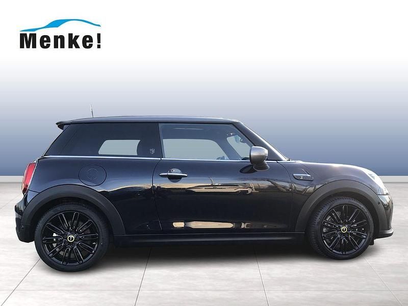 Gebraucht Mini Cooper SE 135 kW (184 PS) 2022 Schwarz Kleinwagen