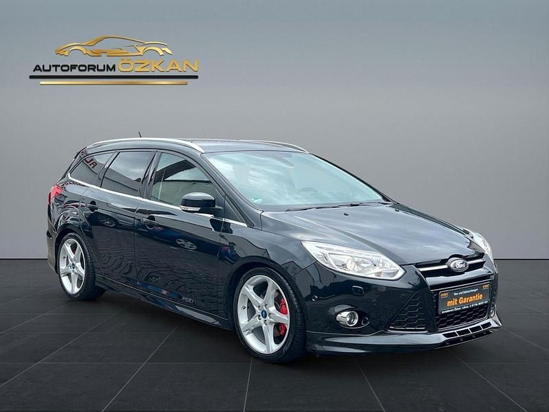 Gebraucht Ford Focus ST-Line 163 PS (119 kW) 2013 Kombi