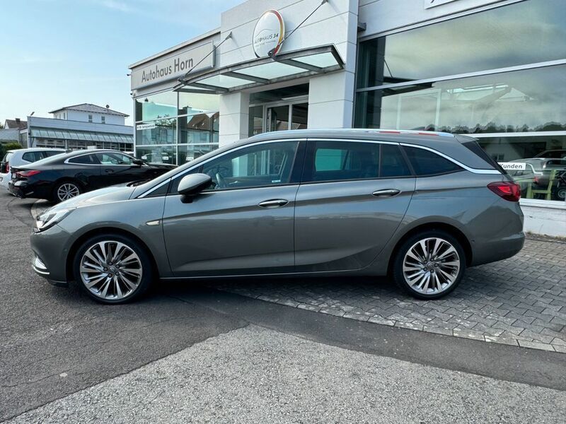 Gebraucht Opel Astra Innovation 150 PS (110 kW) 2016 Grau (quarz grau) Kombi