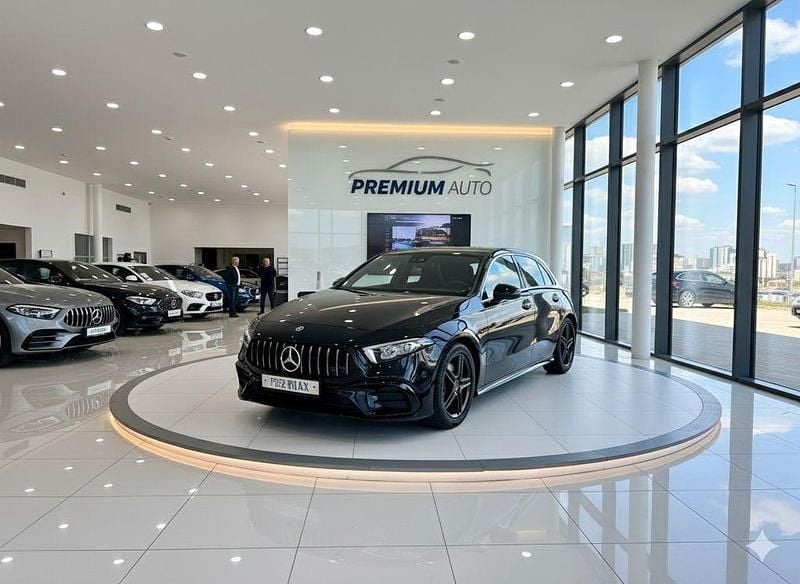 Schwarz Gebraucht 2020 Mercedes A200 Limousine | 20.999 € (Superpreis) - Bild 1/4