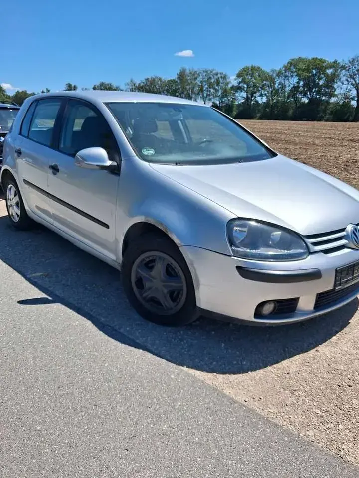 Gebraucht VW Golf IV Individual 116 PS (85 kW) 2005 Limousine