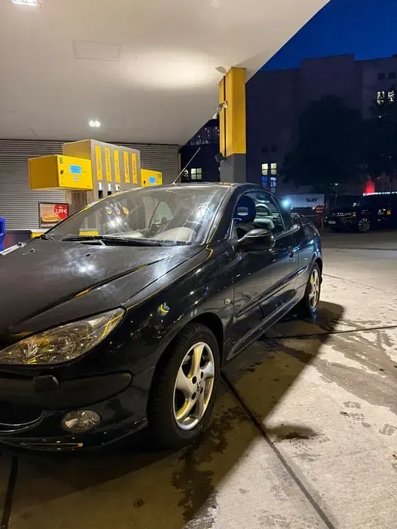Gebraucht Peugeot 206 CC Platinum 109 PS (80 kW) 2007 Schwarz Cabrio