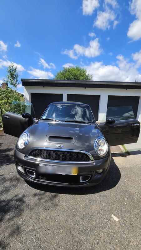 Grau Gebraucht 2012 Mini Cooper SD Coupé Coupé | 12.000 € - Bild 1/4