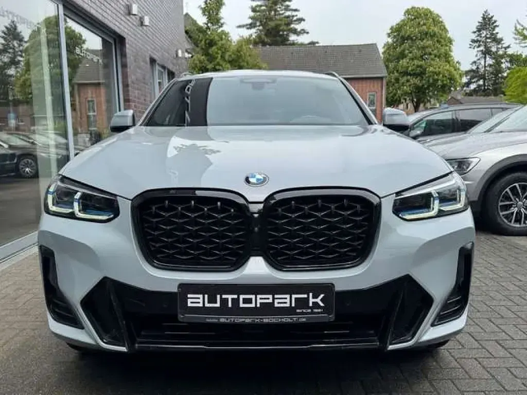 Gebraucht BMW X4 M Sport 286 PS (210 kW) 2024 Grau SUV
