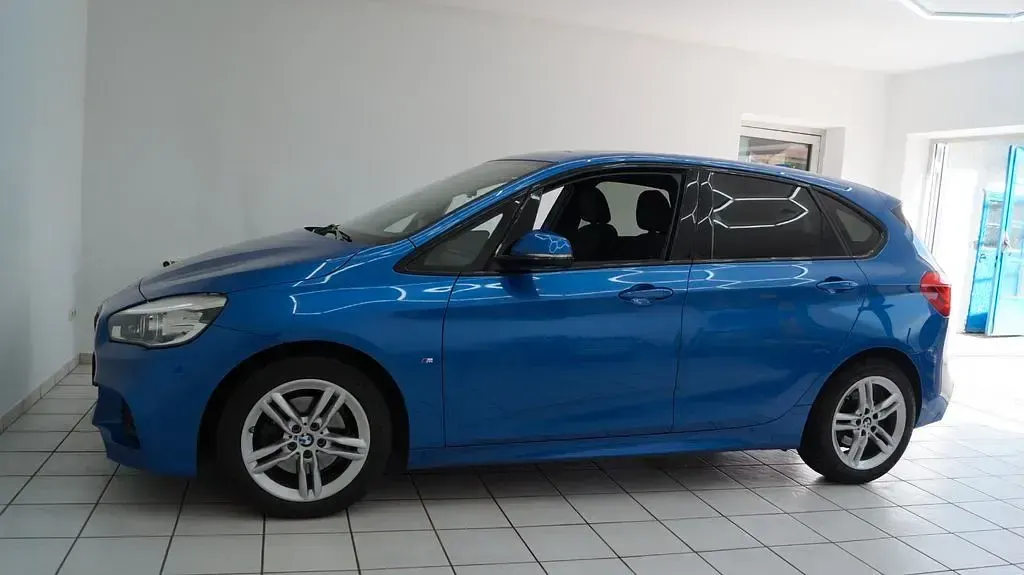 Gebraucht BMW 220 Active Tourer M Sport 190 PS (139 kW) 2016 Estorilblau 2 metallic Van / Kleinbus